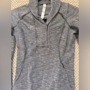 Lululemon Pullover size 4